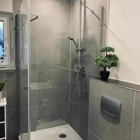 Haus Mira Mit Pool Und Sauna Semesterbostad *