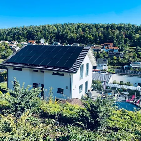 Haus Mira Mit Pool Und Sauna בית נופש *
